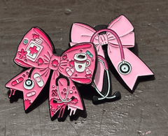 Duo de pin’s Infirmière au grand cœur maman sans notice