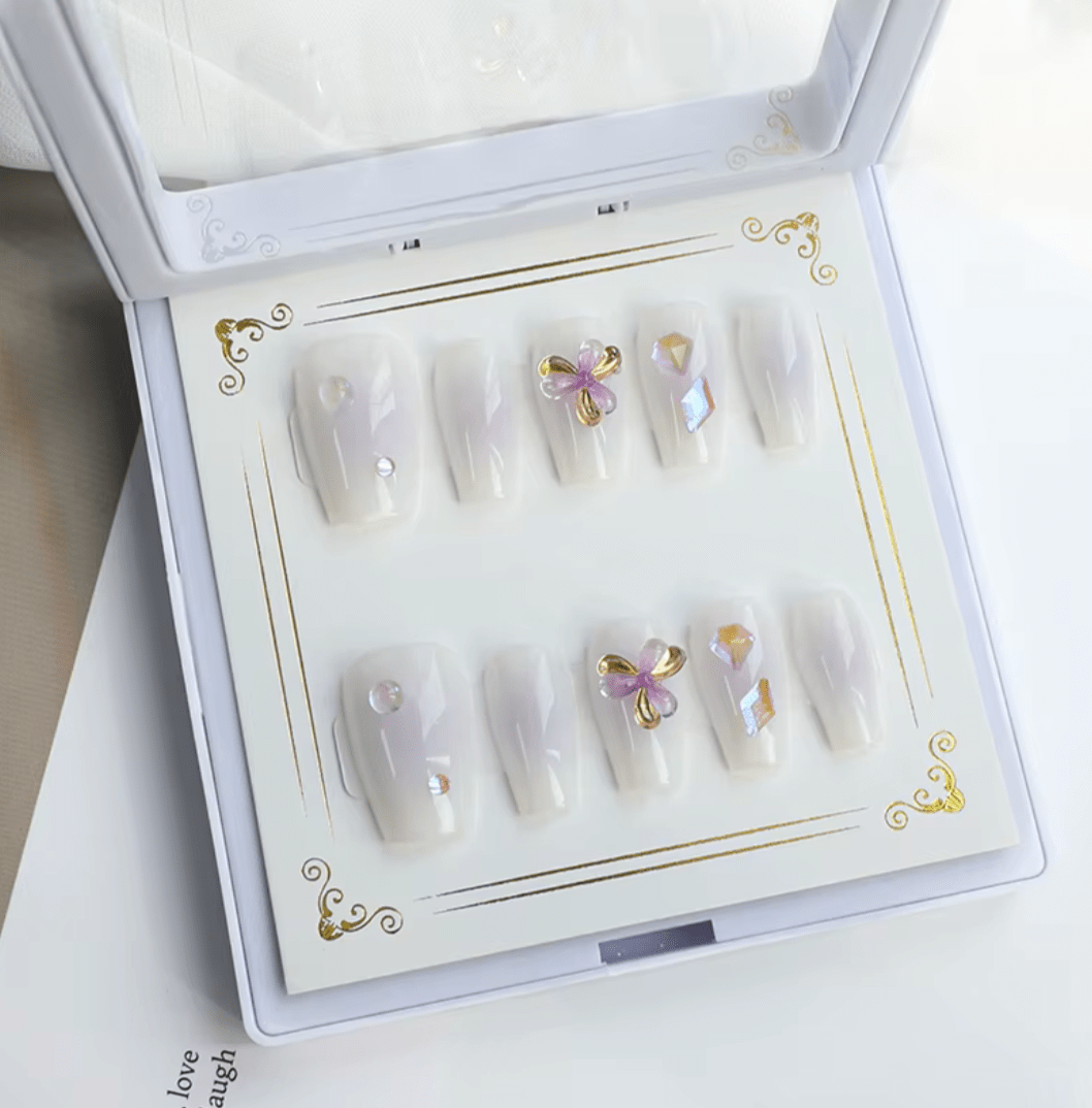 Faux ongles petit noeud maman sans notice