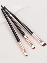 Lot de trois pinceaux à maquillage maman sans notice