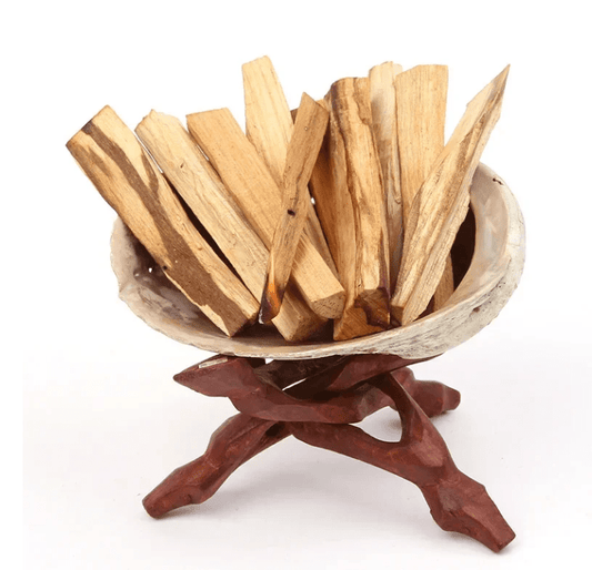 Utiliser le Palo Santo au Printemps : un rituel doux pour accueillir la saison du renouveau