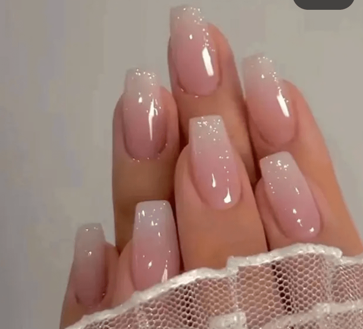 Boîte de faux ongles Baby boomer brillants maman sans notice