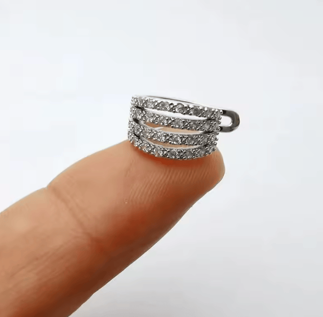Boucle d'oreille ear cuff pour cartilage - Rosita maman sans notice