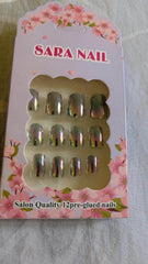 Faux ongles Gris chromés maman sans notice