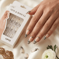 Faux ongles tigrés noirs maman sans notice