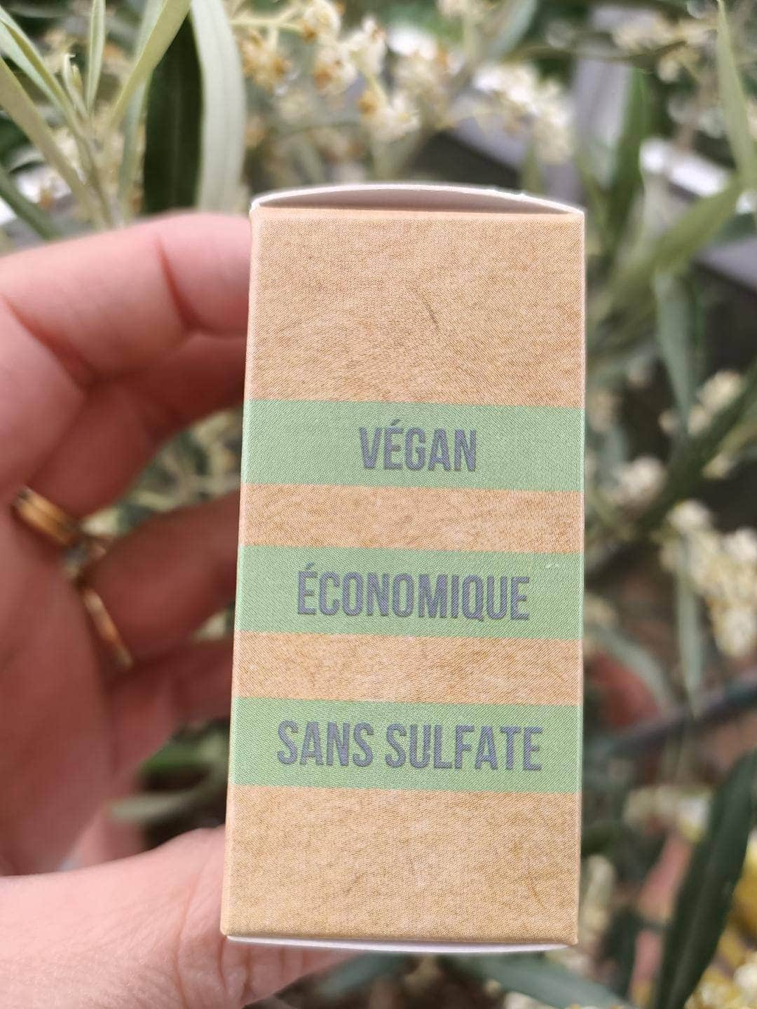 Shampoing Vegan Solide avec picots de massage Cheveux délicats maman sans notice